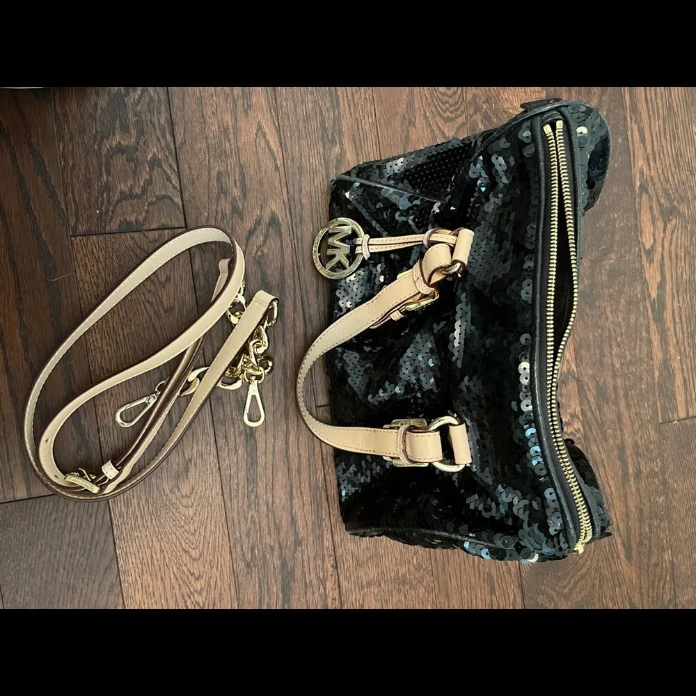 Michael Kors Sequin Purse Black - Picture 7 of 7